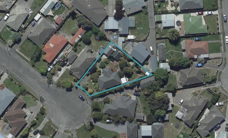 11 Boys Place, Shirley, Christchurch - Carousel 1