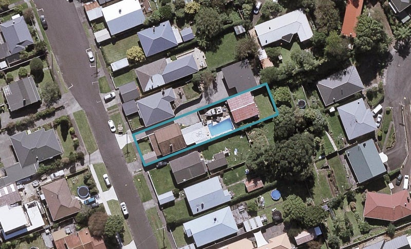 21 Lyn Street, Lynmouth, New Plymouth - Carousel 1