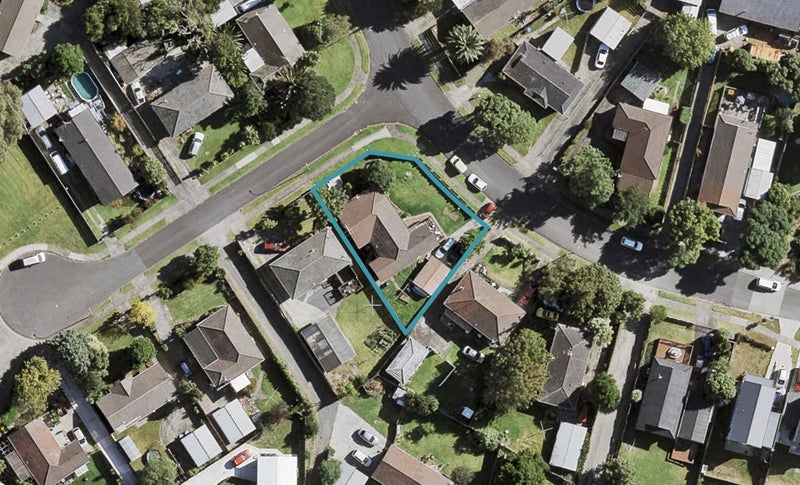 23 Becker Drive, Weymouth, Auckland - Carousel 1