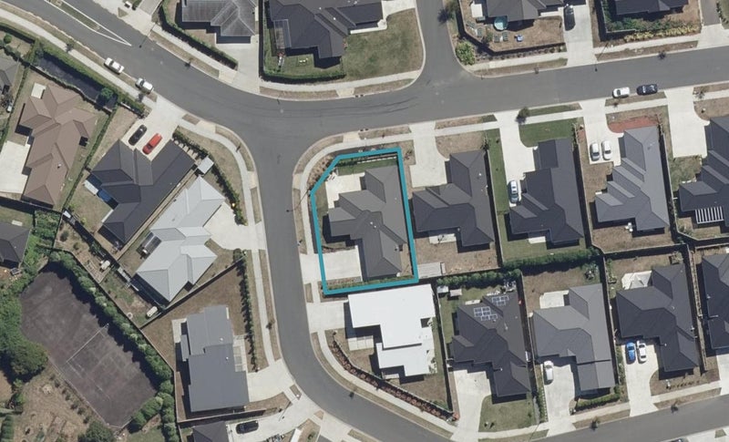 1 Blackwood Crescent, Glenview, Hamilton - Carousel 1