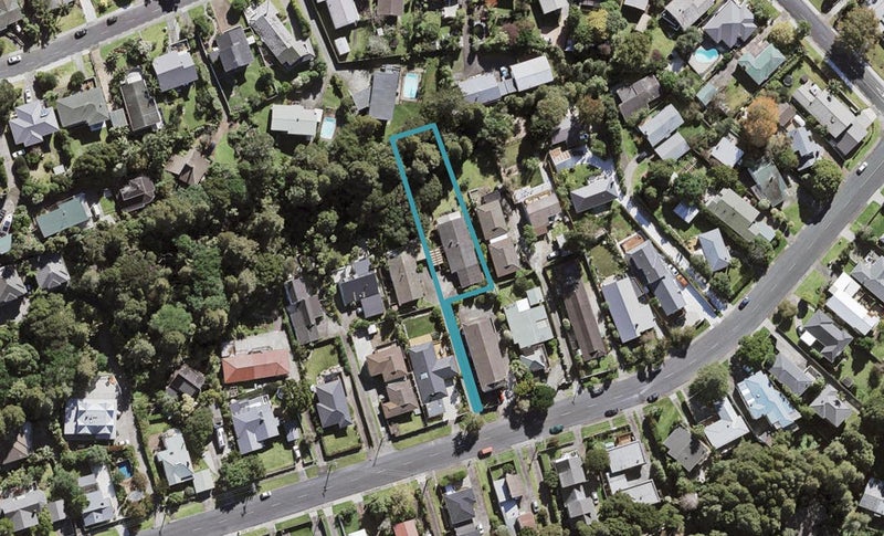30 Moore Street, Hillcrest, Auckland - Carousel 1