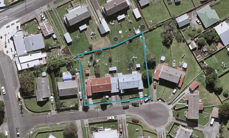 5 Resolution Place, Marfell, New Plymouth - Carousel 1