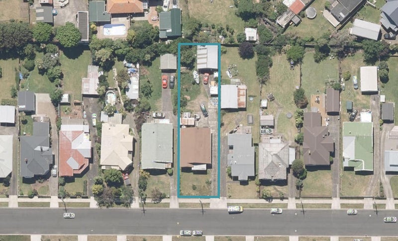 16 Koromiko Road, Gonville, Whanganui - Carousel 1