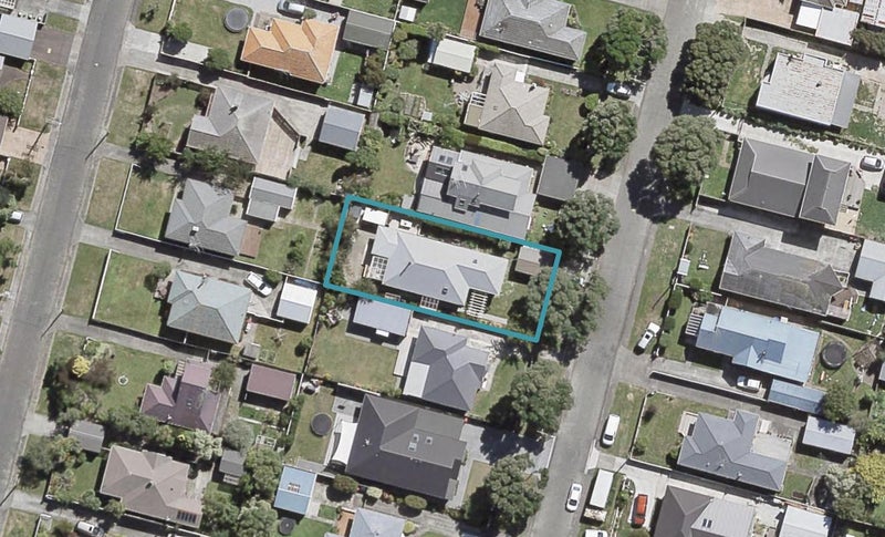 10 Hart Avenue, Boulcott, Lower Hutt - Carousel 1