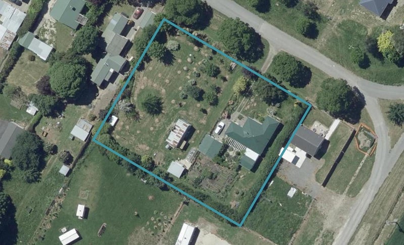 18 Tekoa Street, Waiau, Waiau - Carousel 1