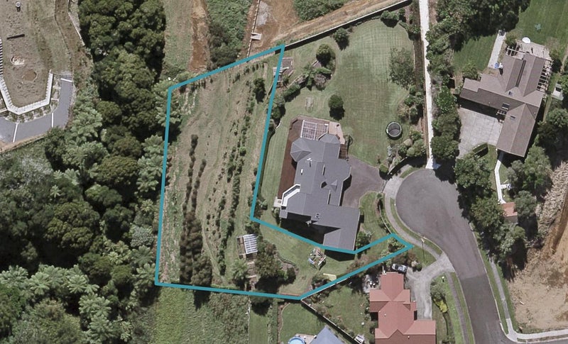 21A Maple Crescent, Whalers Gate, New Plymouth - Carousel 1