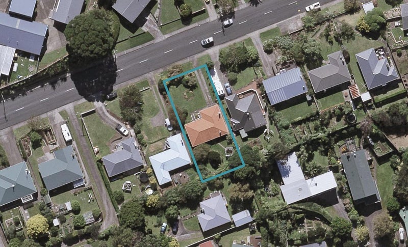 63 Clawton Street, Westown, New Plymouth - Carousel 1