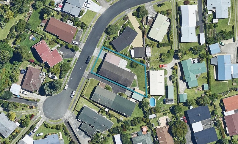 33 Balmoral Terrace, Otumoetai, Tauranga - Carousel 1