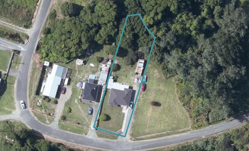 6 Opoutama Village Road, MAHIA, NUHAKA - Carousel 1