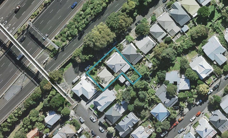 18 Takau Street, Eden Terrace, Auckland - Carousel 1