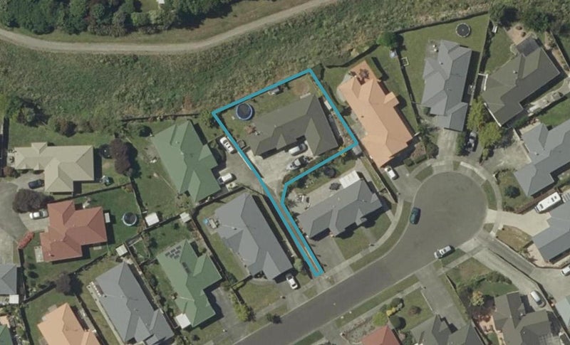 31 Logan Way, Kelvin Grove, Palmerston North - Carousel 1