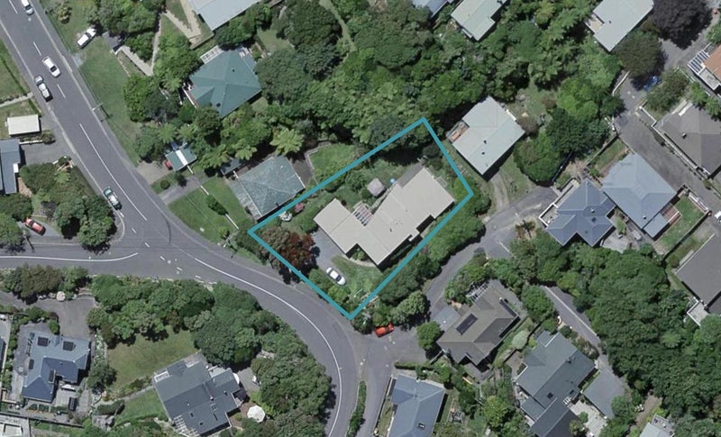 23 Crofton Road, Ngaio, Wellington - Carousel 1