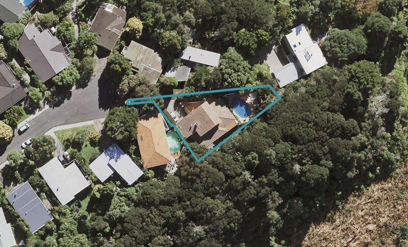 23 Learmonth Avenue, Birkenhead, Auckland - Carousel 1
