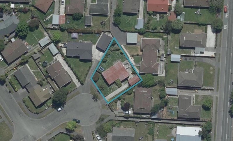 17 Saunders Place, Redwood, Christchurch - Carousel 1
