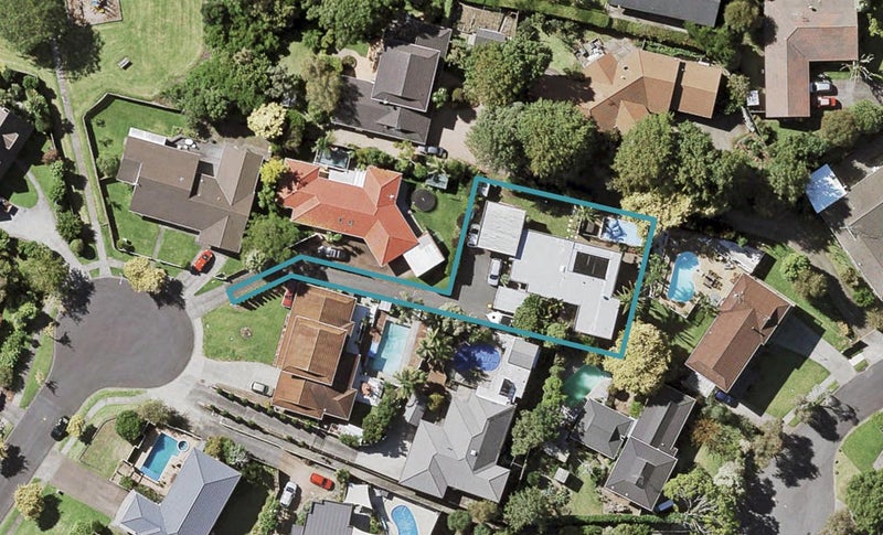 11 Hill Rise, Sunnyhills, Auckland - Carousel 1