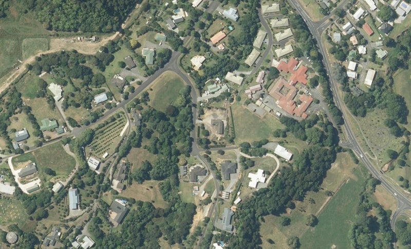 1 Governors Heights, Whangamatā - Carousel 1