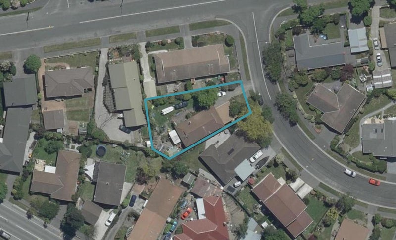 4 Applewood Place, Casebrook, Christchurch - Carousel 1