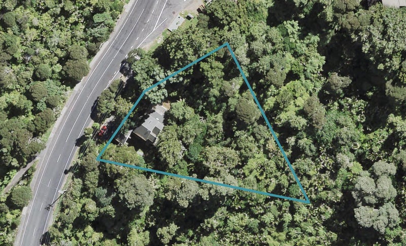 734 West Coast Road, Oratia, Auckland - Carousel 1