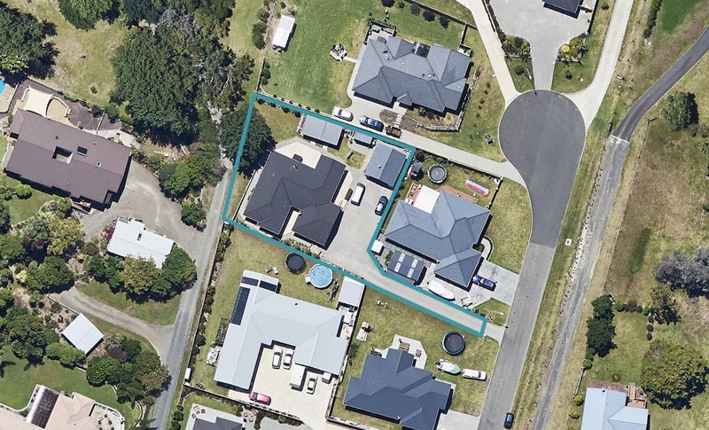 23 Dawn Parade, Coastlands, Whakatane - Carousel 1