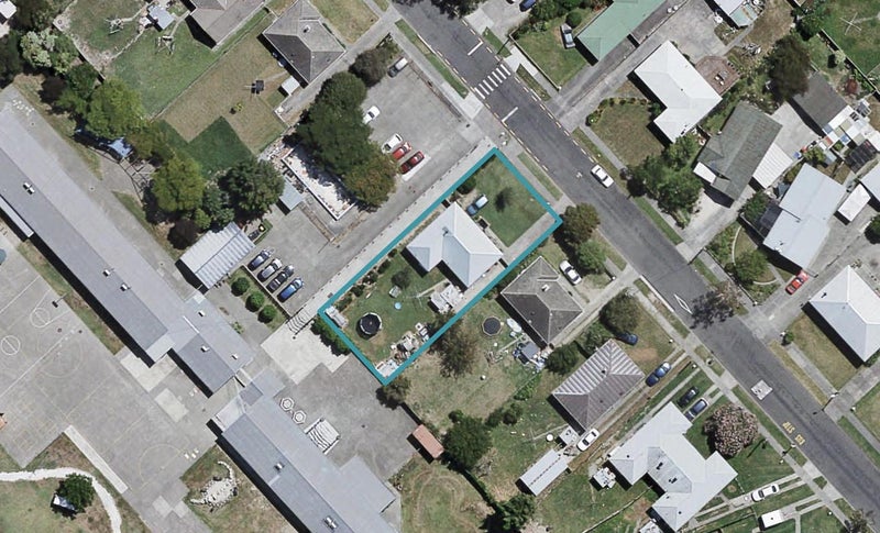15 Barnard Avenue, Maraenui, Napier - Carousel 1