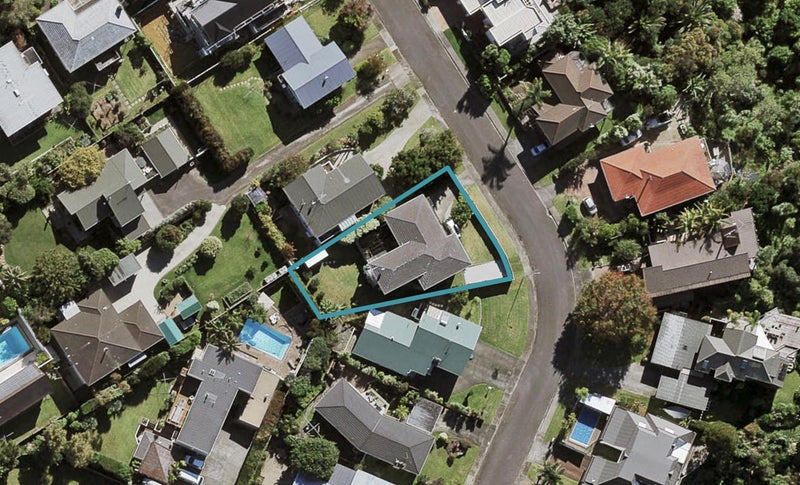 35 McBreen Avenue, Northcote, Auckland - Carousel 1