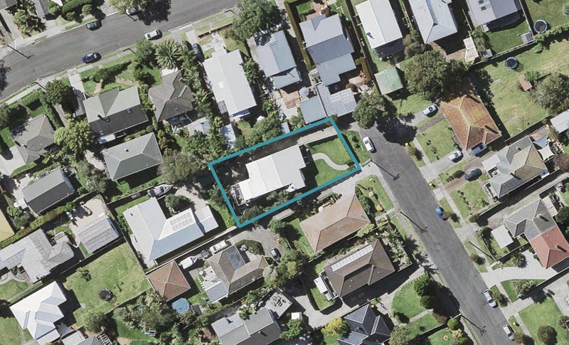 11A Opua Street, Belmont, Auckland - Carousel 1