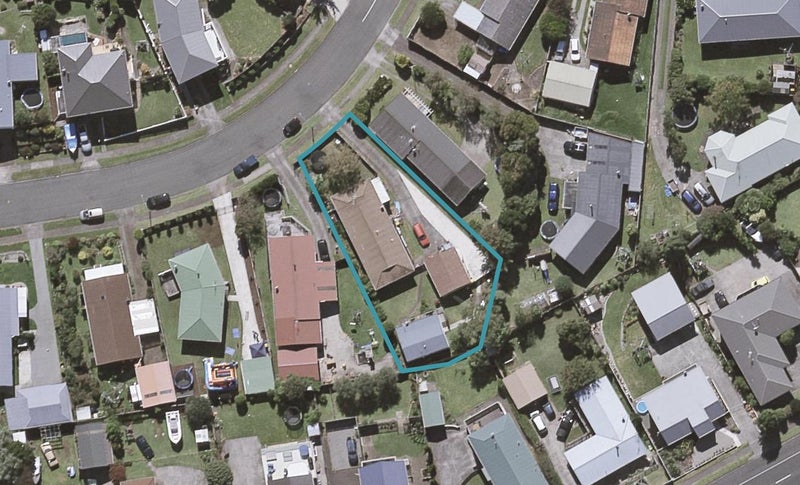7 Culzean Grove, Bell Block, New Plymouth - Carousel 1