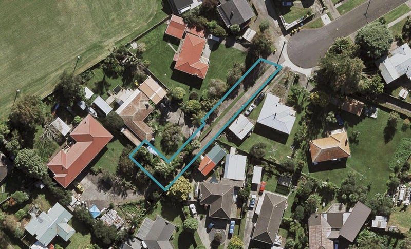 14A Thompson Street, Mangere East, Auckland - Carousel 1