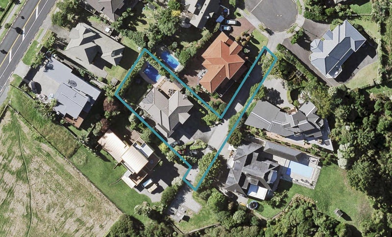 7 Ramoana Mews, Shelly Park, Auckland - Carousel 1