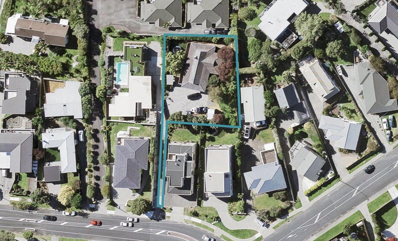 24 Gills Road, Bucklands Beach, Auckland - Carousel 1