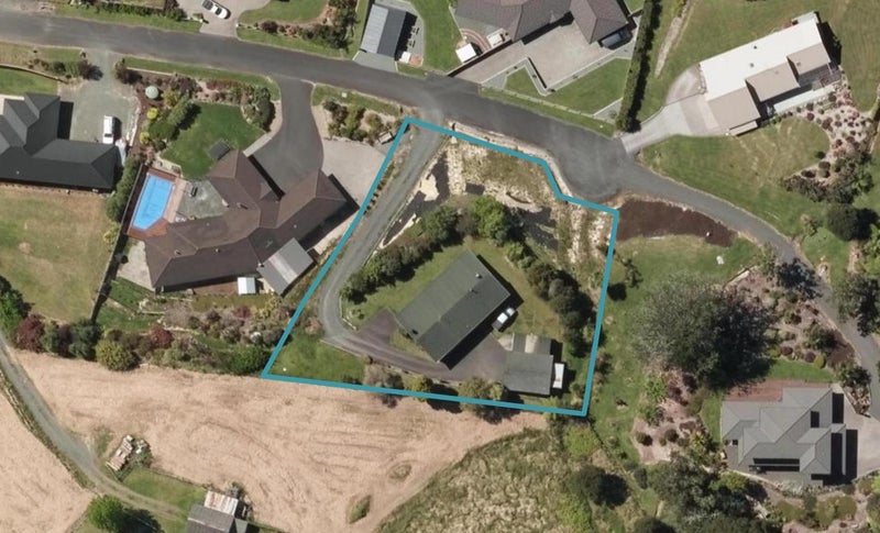 102 Whareora Road, Whangarei - Carousel 1
