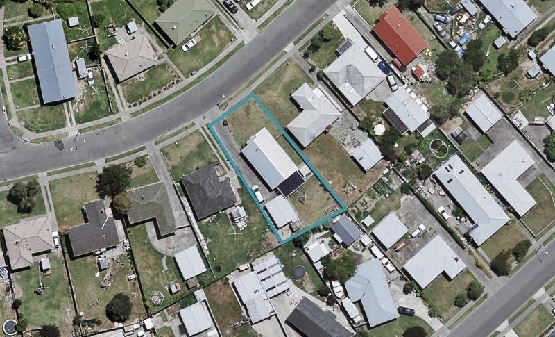 12 Plowman Crescent, Onekawa, Napier - Carousel 1