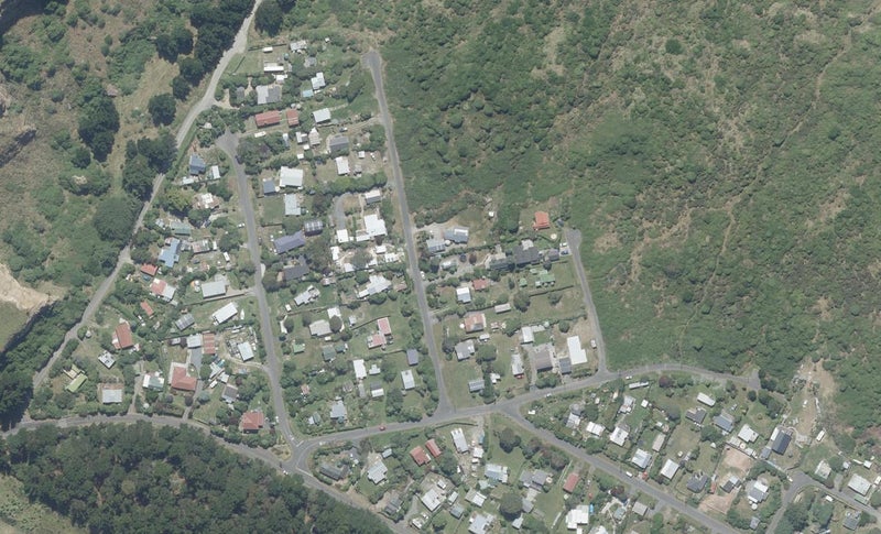 8 Kahika Street, Aramoana, Port Chalmers - Carousel 1