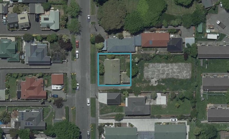 2/120 Champion Street, Edgeware, Christchurch - Carousel 1