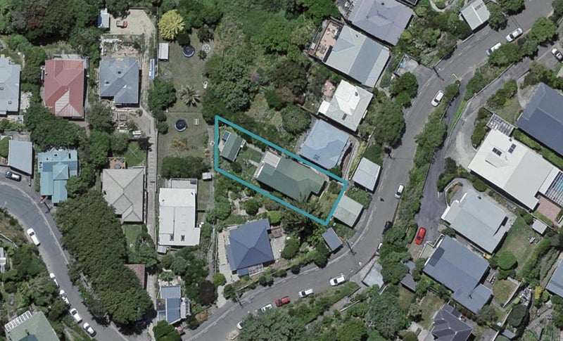 22 Sutherland Crescent, Melrose, Wellington - Carousel 1