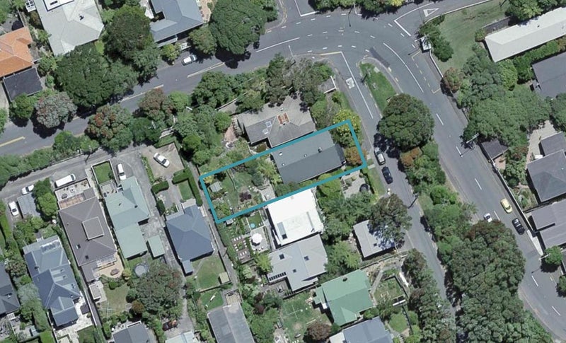 4 Ponsonby Road, Karori, Wellington - Carousel 1