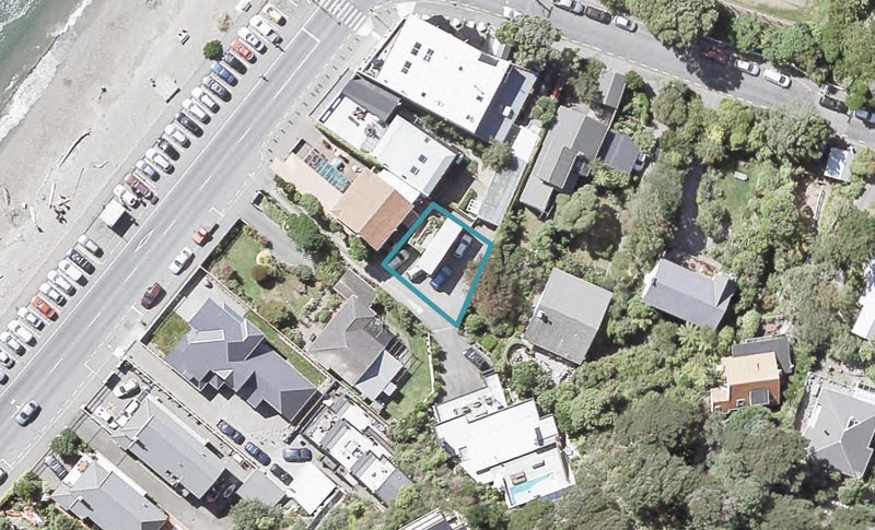 614C Marine Drive, Days Bay, Lower Hutt - Carousel 1