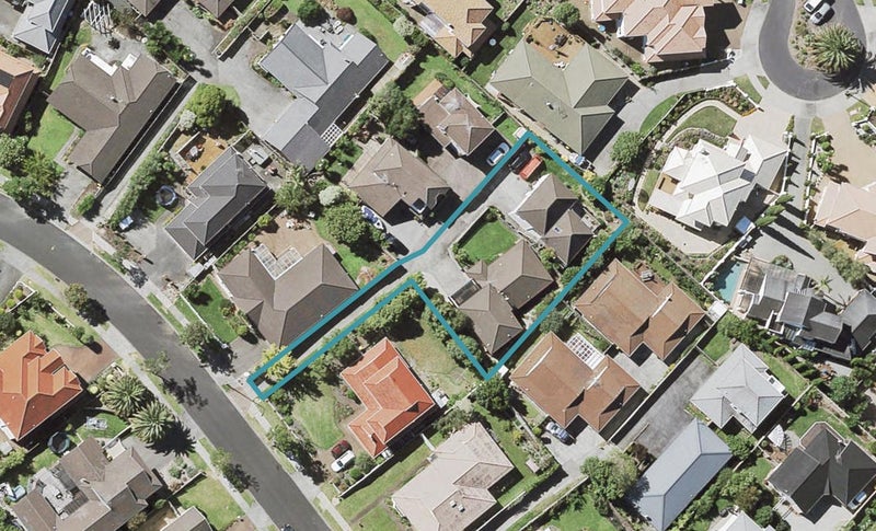 2/26 Simmental Crescent, Somerville, Manukau - Carousel 1