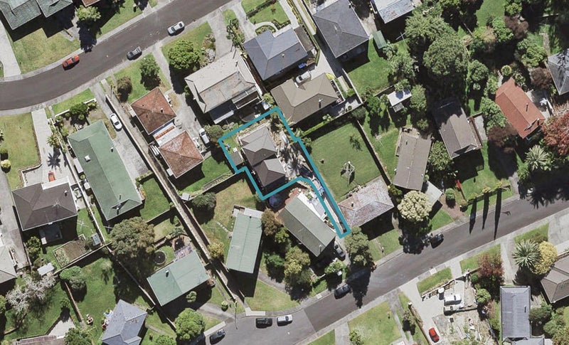 27A Temuri Place, Glendene, Auckland - Carousel 1