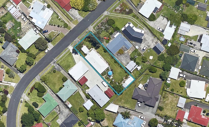 32 VALLEY ROAD, Te Puke, Te Puke - Carousel 1