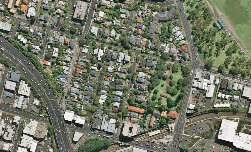 17 Huntly Avenue, Grafton, Auckland - Carousel 1