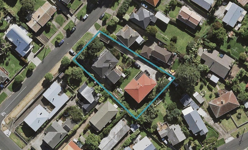 59 Paihia Road, One Tree Hill, Auckland - Carousel 1