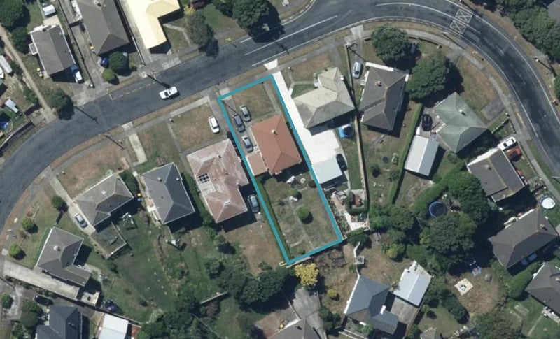76 Kotuku Street, Elsdon, Porirua - Carousel 1