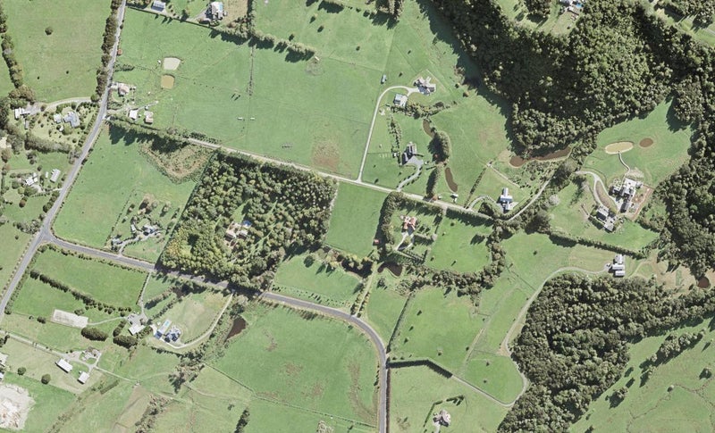 49 Three Oaks Drive, Dairy Flat, Dairy Flat - Carousel 1