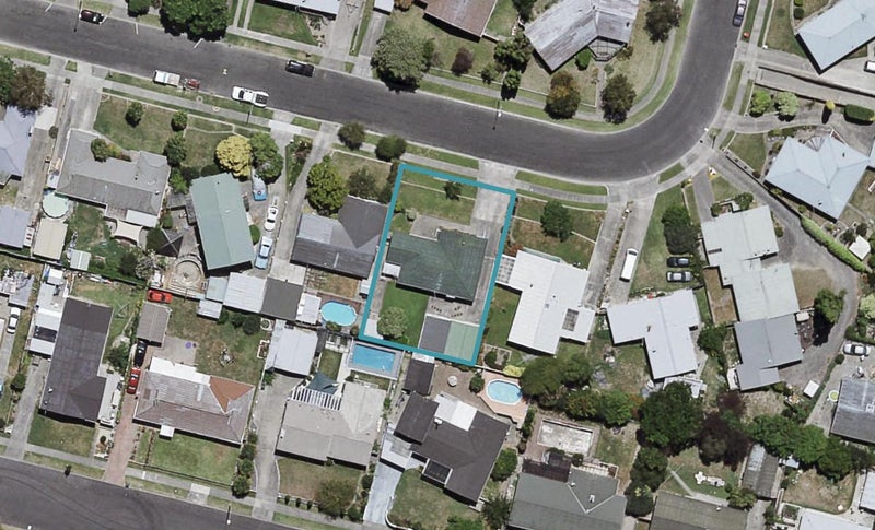74 Wynyard Crescent, Tamatea, Napier - Carousel 1