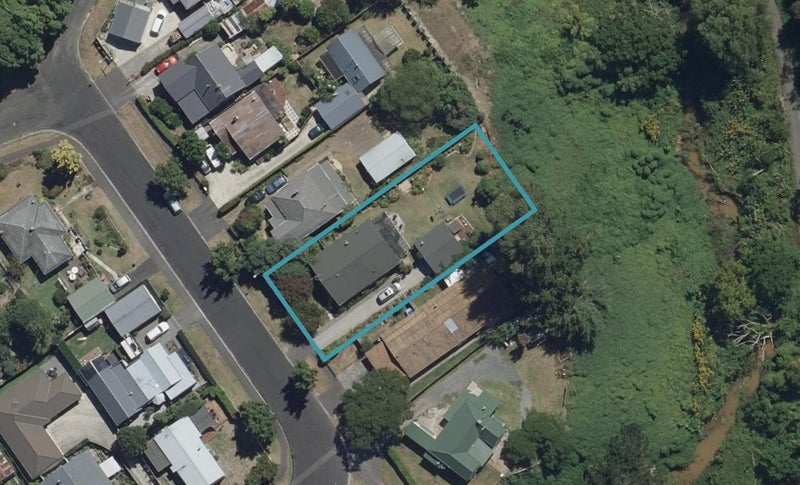 24 Goldsmith Street, Maeroa, Hamilton - Carousel 1