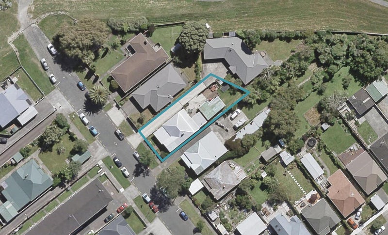 52 Mills Street, Boulcott, Lower Hutt - Carousel 1