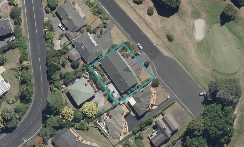 9A St Andrews Terrace, St Andrews, Hamilton - Carousel 1