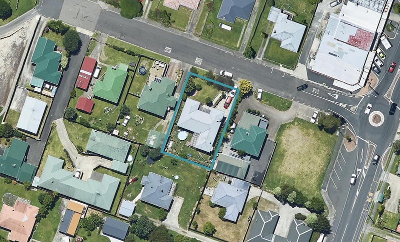 12 Kesteven Avenue, Parkvale, Tauranga - Carousel 1