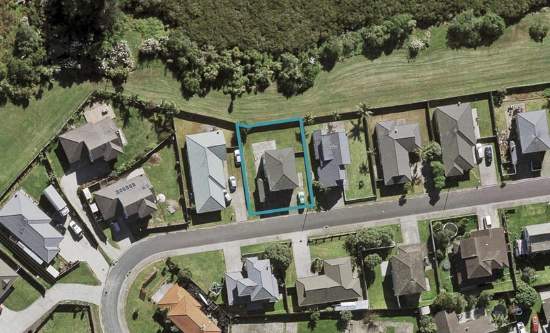 31 Opawa Crescent, Favona, Auckland - Carousel 1